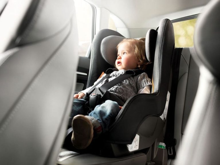 Ten seguro a tu hijo con estos protectores de asiento para el coche