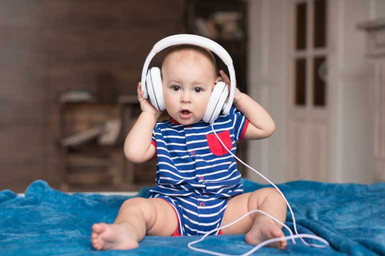 ¿Qué música infantil elegirías para tu pequeño?